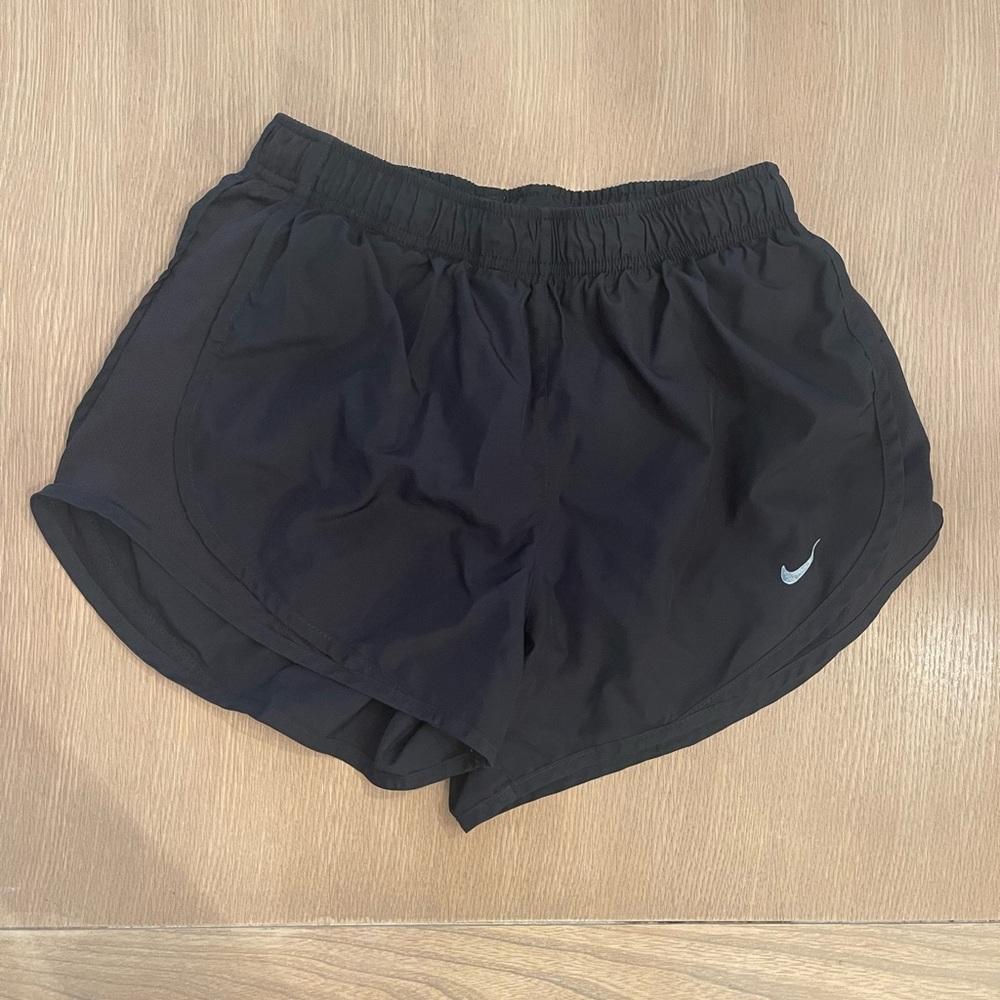 Women’s Nike Tempo Shorts